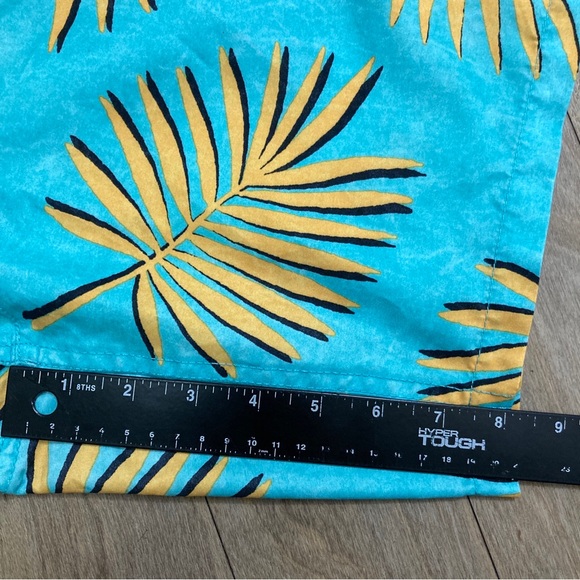 Reef Hawaiian Board Shorts Swim Trunks Floral Size 34 Floral Beach Summer 35x8 - Picture 9 of 10